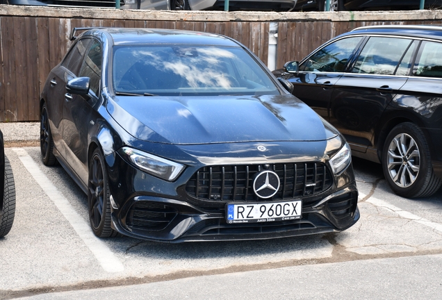 Mercedes-AMG A 45 S W177