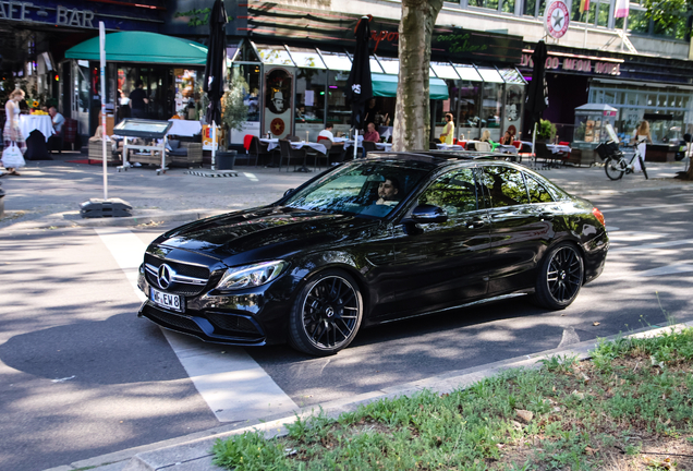 Mercedes-AMG C 63 W205