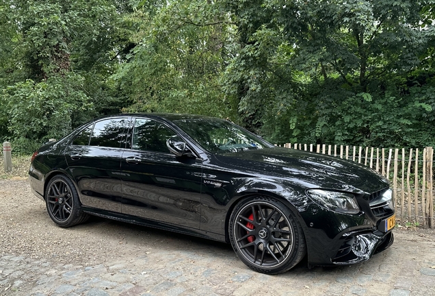 Mercedes-AMG E 63 S W213