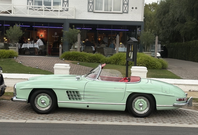 Mercedes-Benz 300SL Roadster