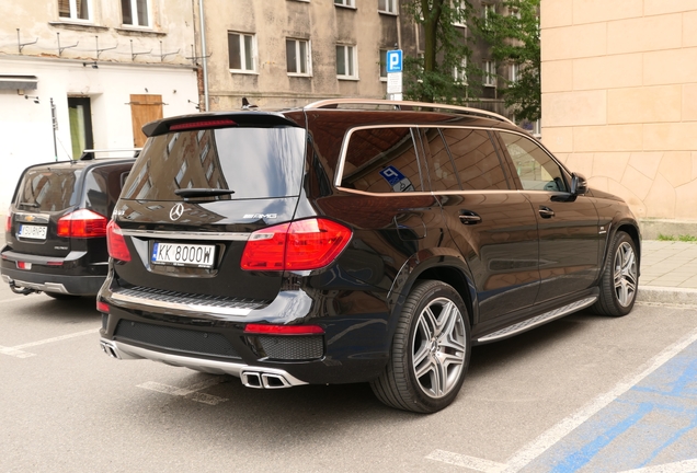 Mercedes-Benz GL 63 AMG X166