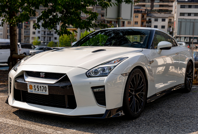 Nissan GT-R 2017