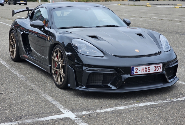 Porsche 718 Cayman GT4 RS Weissach Package