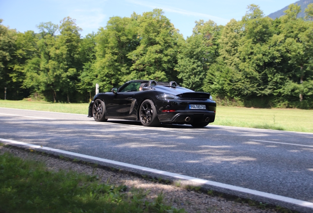 Porsche 718 Spyder RS