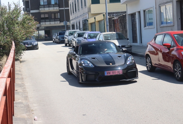 Porsche 718 Spyder RS Weissach Package