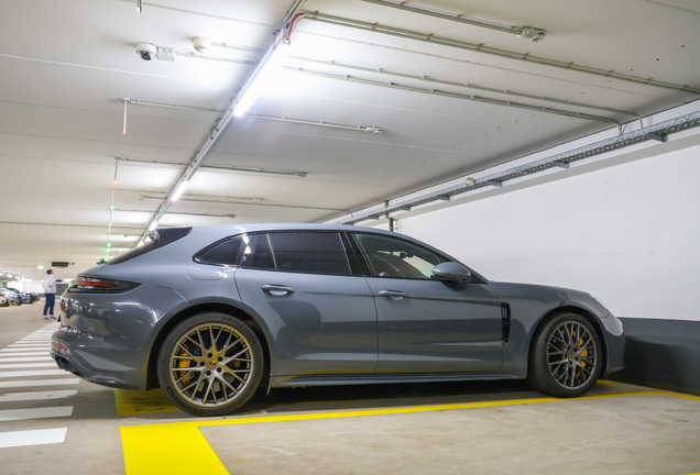 Porsche 971 Panamera Turbo S E-Hybrid Sport Turismo MkI