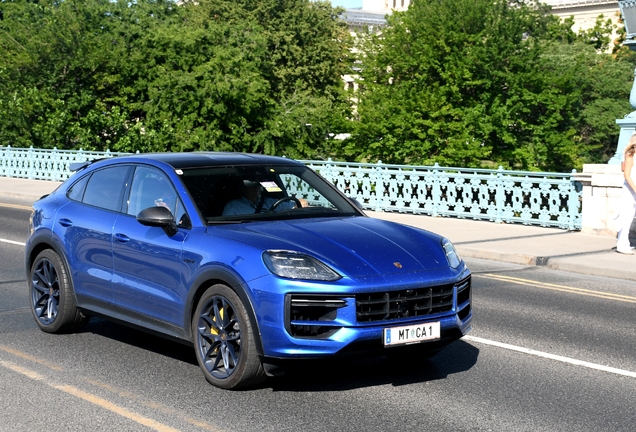 Porsche Cayenne Coupé Turbo E-Hybrid