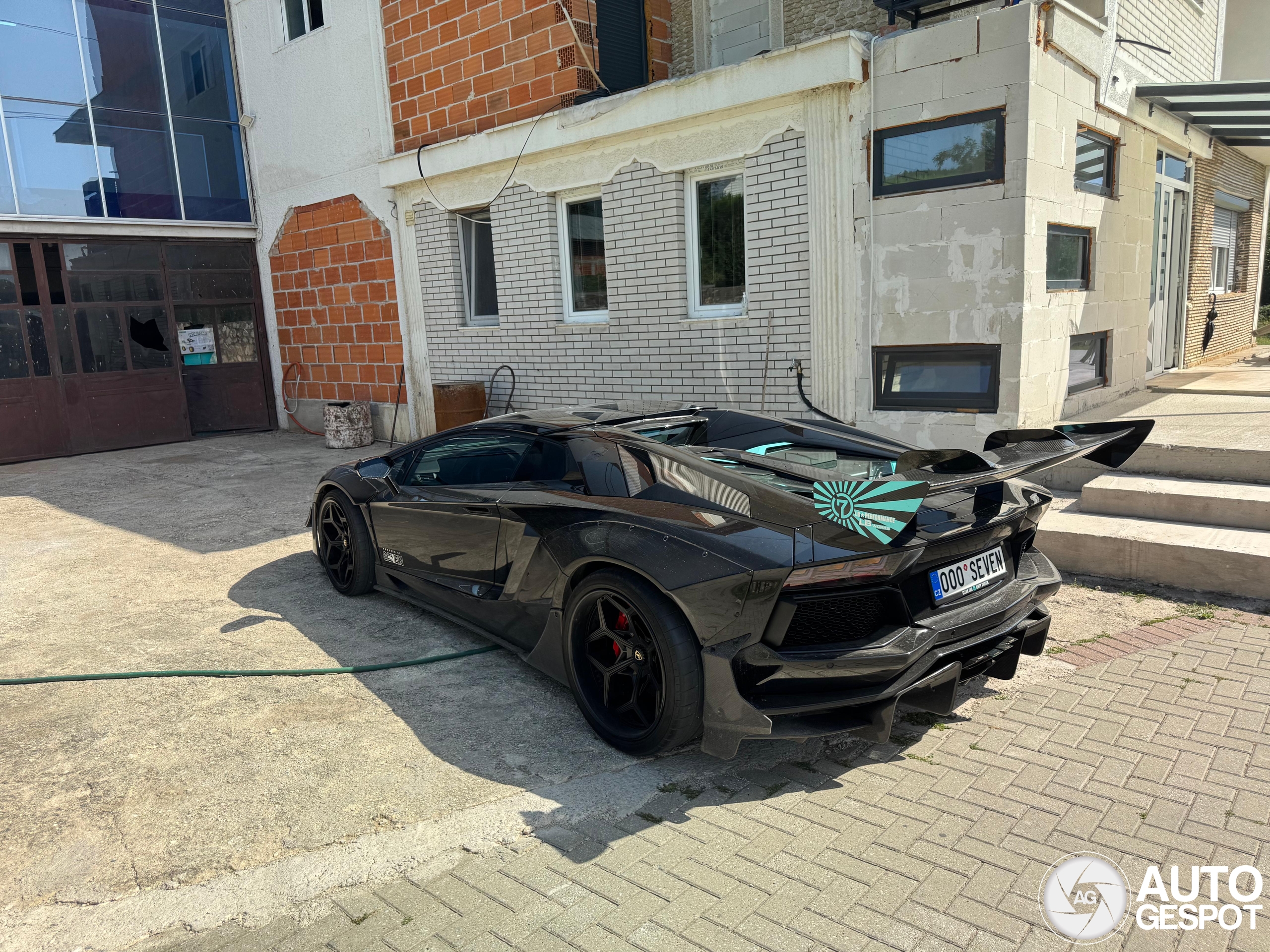 Lamborghini Aventador S LP740-4 Roadster Liberty Walk LB Performance Wide Body
