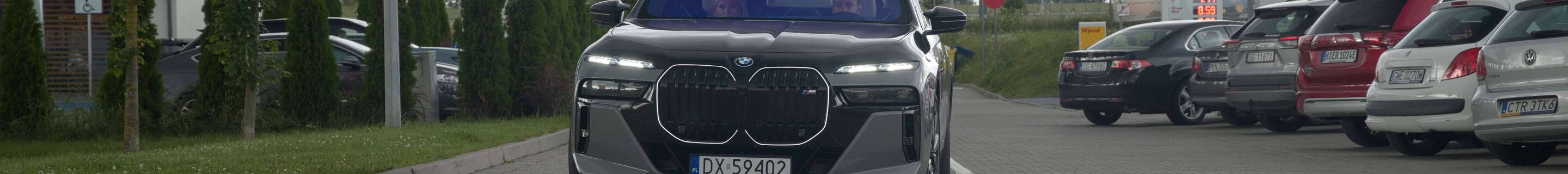 BMW M760e xDrive