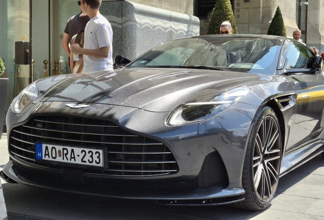 Aston Martin DB12