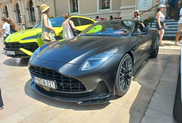 Aston Martin DB12 S