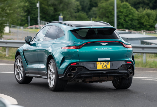 Aston Martin DBX S