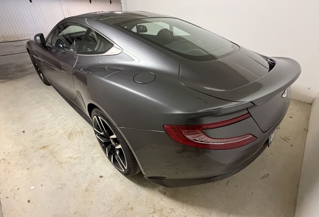 Aston Martin Vanquish
