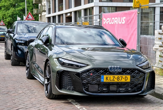 Audi RS5 Avant B10
