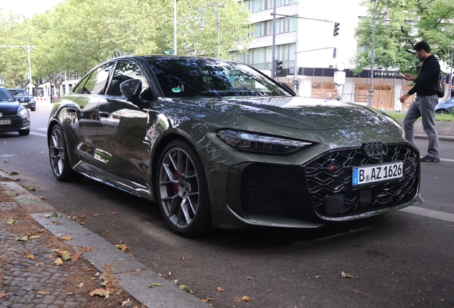 Audi RS5 Sedan B10