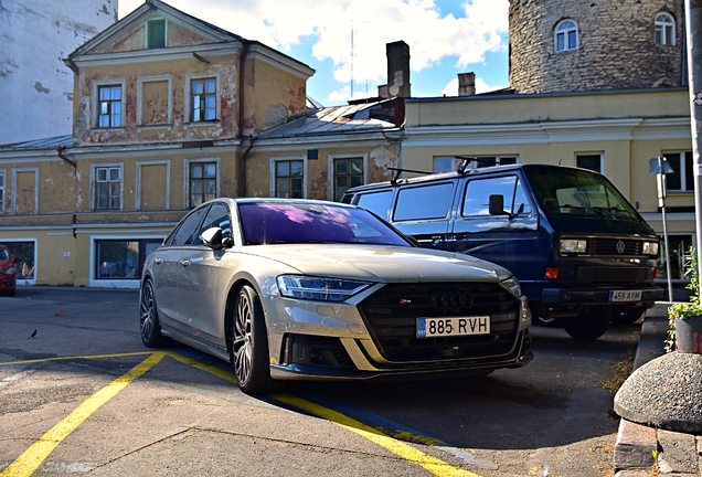 Audi S8 D5