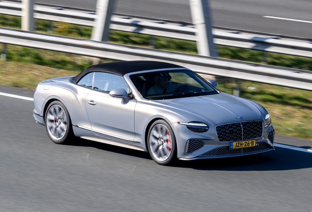 Bentley Continental GTC Mulliner 2025