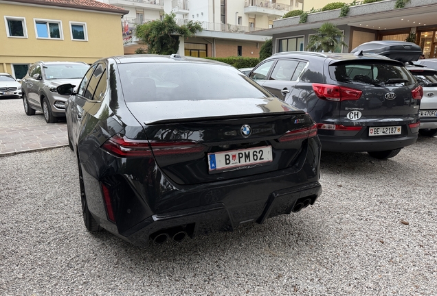 BMW M5 G90