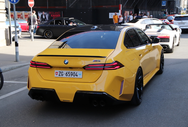 BMW M5 G90