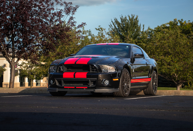 Ford Mustang Shelby GT500 2010