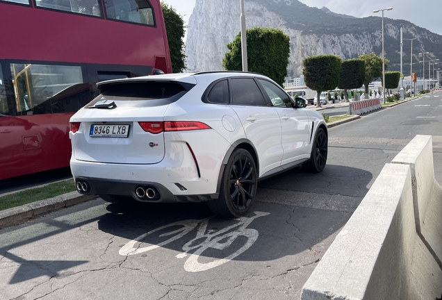 Jaguar F-PACE SVR