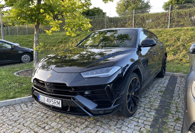 Lamborghini Urus S