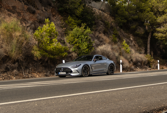 Mercedes-AMG GT 63 C192