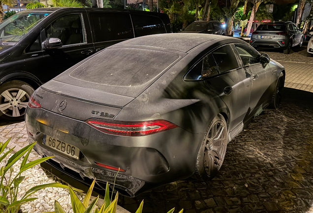 Mercedes-AMG GT 63 S X290