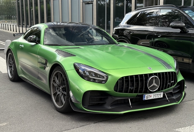 Mercedes-AMG GT R Pro C190
