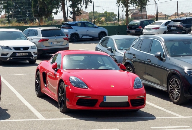Porsche 718 Cayman S