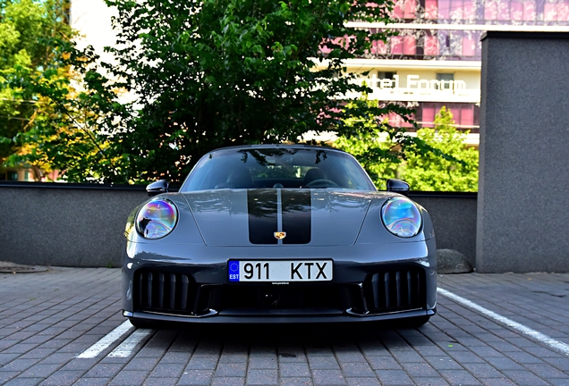 Porsche 992 Carrera 4 GTS Cabriolet MkII
