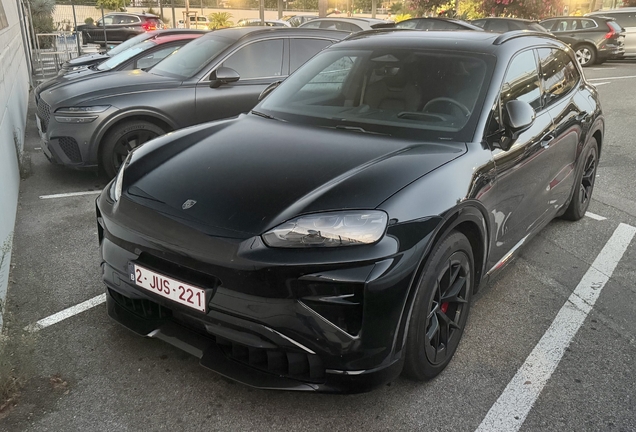 Porsche Cayenne Turbo Electric