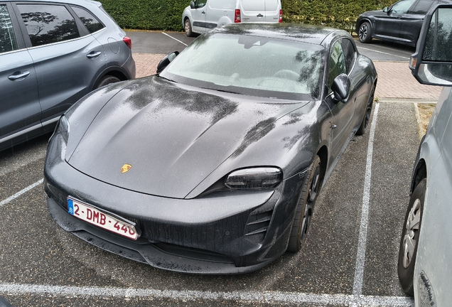 Porsche Taycan GTS Sport Turismo MkI