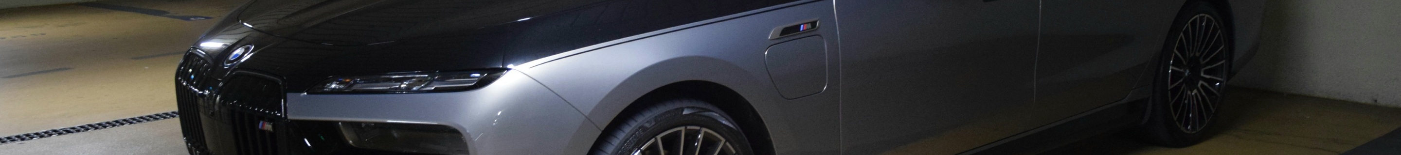 BMW M760e xDrive
