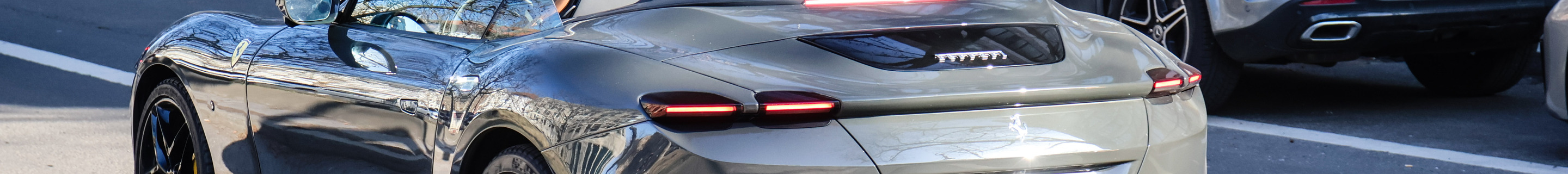 Ferrari Roma Spider