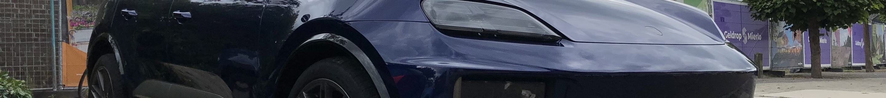 Porsche Macan EV Turbo