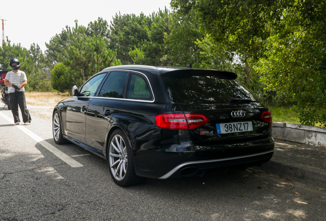 Audi RS4 Avant B8