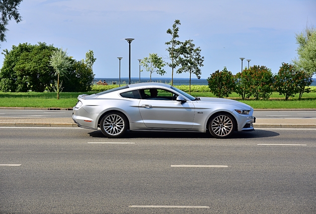 Ford Mustang GT 2015