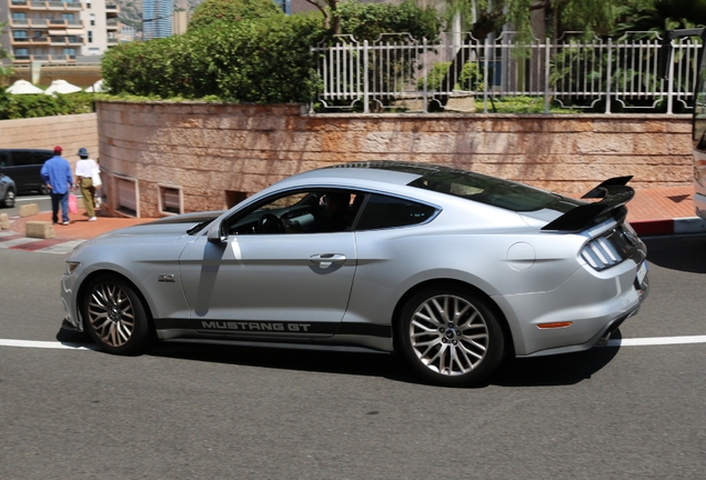 Ford Mustang GT 2015