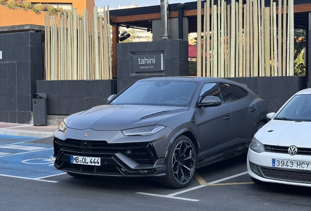 Lamborghini Urus Performante