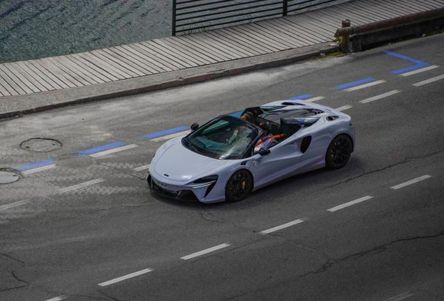 McLaren Artura Spider
