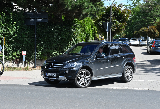 Mercedes-Benz ML 63 AMG W164 2009