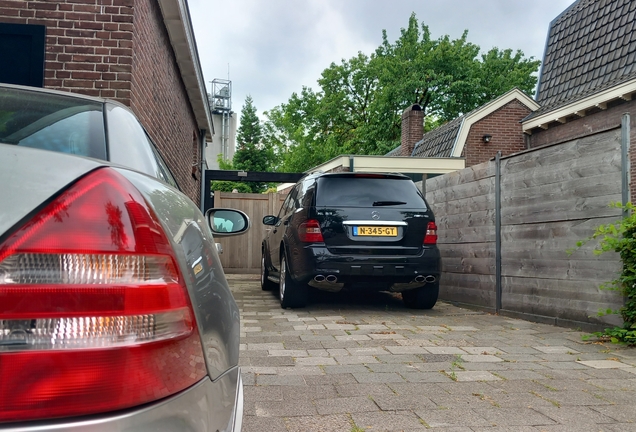 Mercedes-Benz ML 63 AMG W164