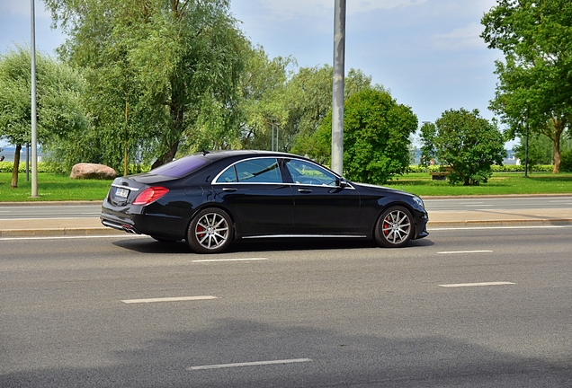 Mercedes-Benz S 63 AMG V222