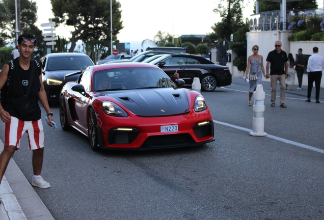 Porsche 718 Cayman GT4 RS Weissach Package
