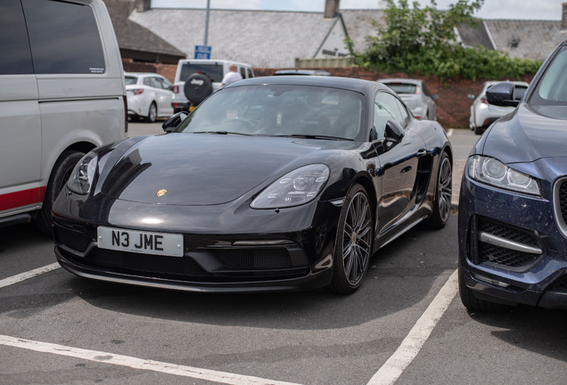 Porsche 718 Cayman GTS
