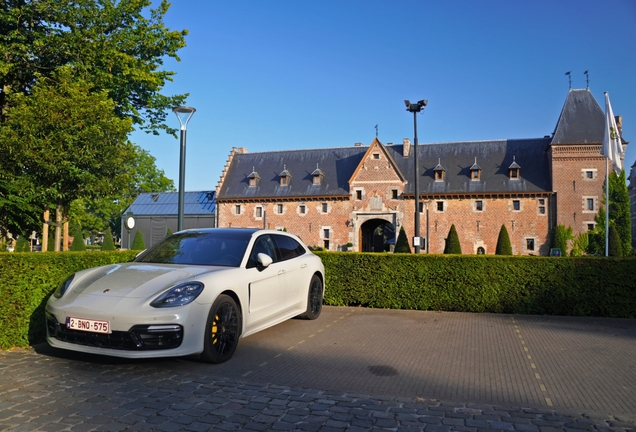 Porsche 971 Panamera Turbo S E-Hybrid Sport Turismo MkI