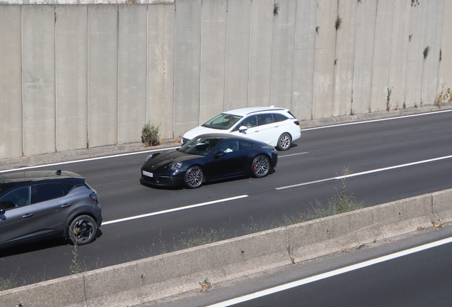Porsche 992 Carrera 4S MkI