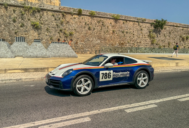 Porsche 992 Dakar
