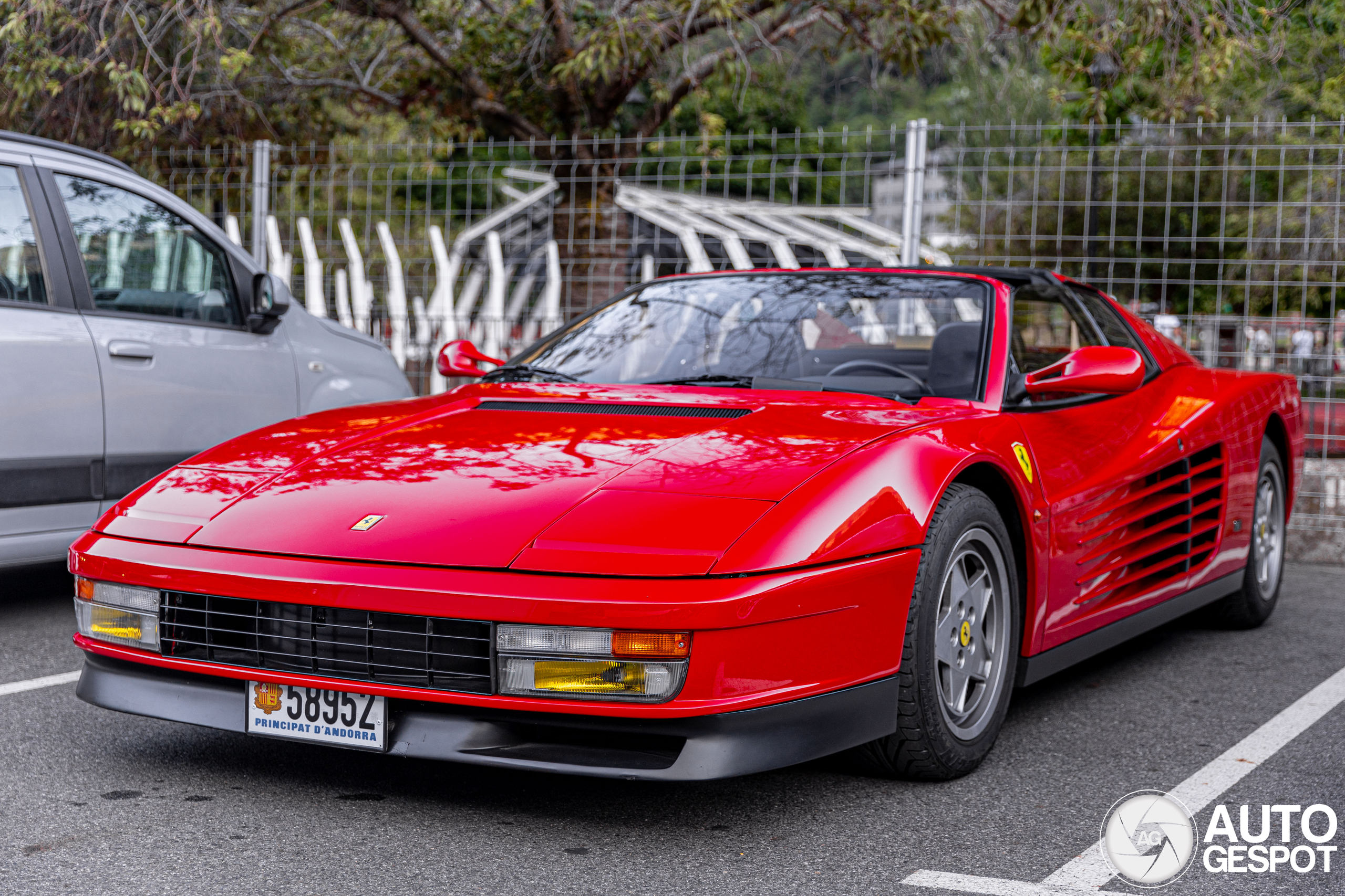 Ferrari Testarossa Guida Touring Sport